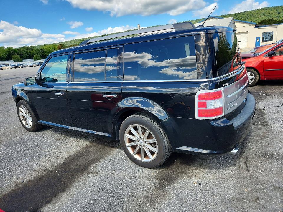Photo 2 from auction – 2017 FORD FLEX with VIN 2FMHK6D88HBA11589