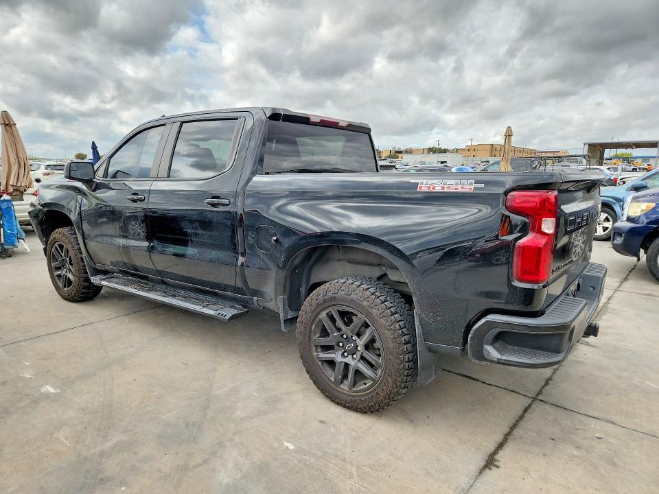 Снимка 2 от търг – 2021 CHEVROLET SILVERADO с VIN 1GCPYFED2MZ392907