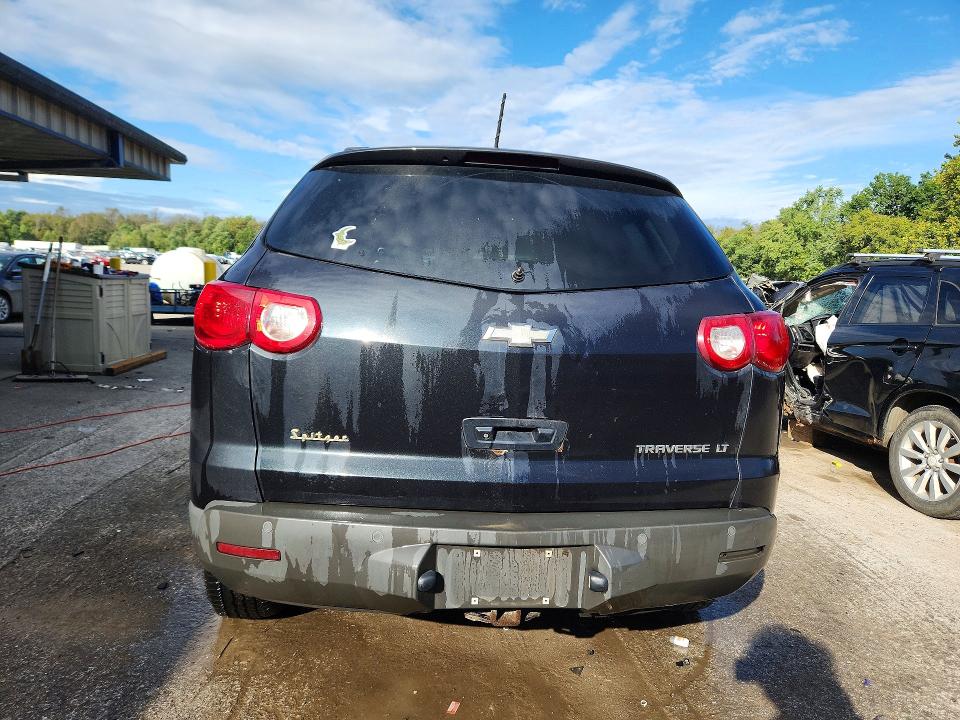 Снимка 6 от търг – 2010 CHEVROLET TRAVERSE с VIN 1GNLRFED8AS122670