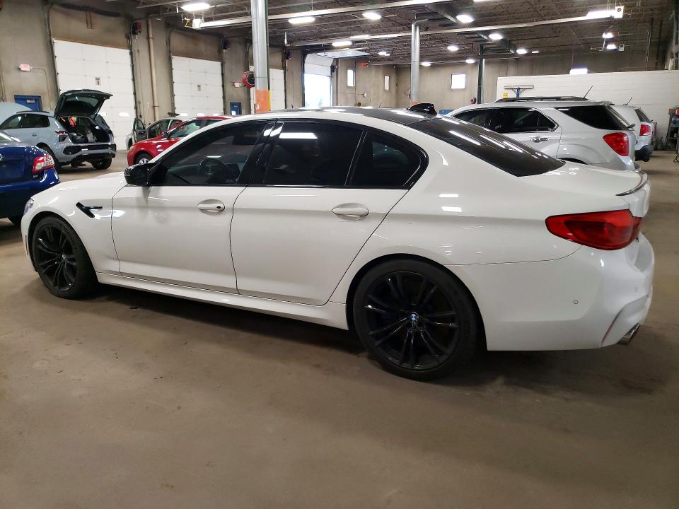 صورة رقم 2 من المزاد - 2019 BMW M5 مع VIN WBSJF0C56KB284857