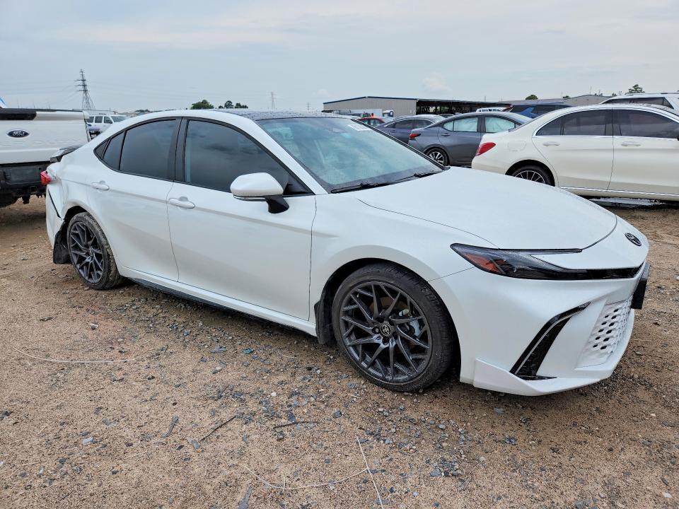 Photo 4 from auction – 2025 TOYOTA CAMRY with VIN 4T1DAACK2SU151818