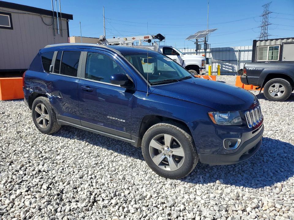 Photo 4 from auction – 2016 JEEP COMPASS with VIN 1C4NJCEA2GD804888