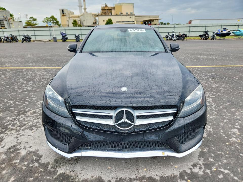 Photo 5 from auction – 2016 MERCEDES-BENZ C with VIN 55SWF4JB0GU101355