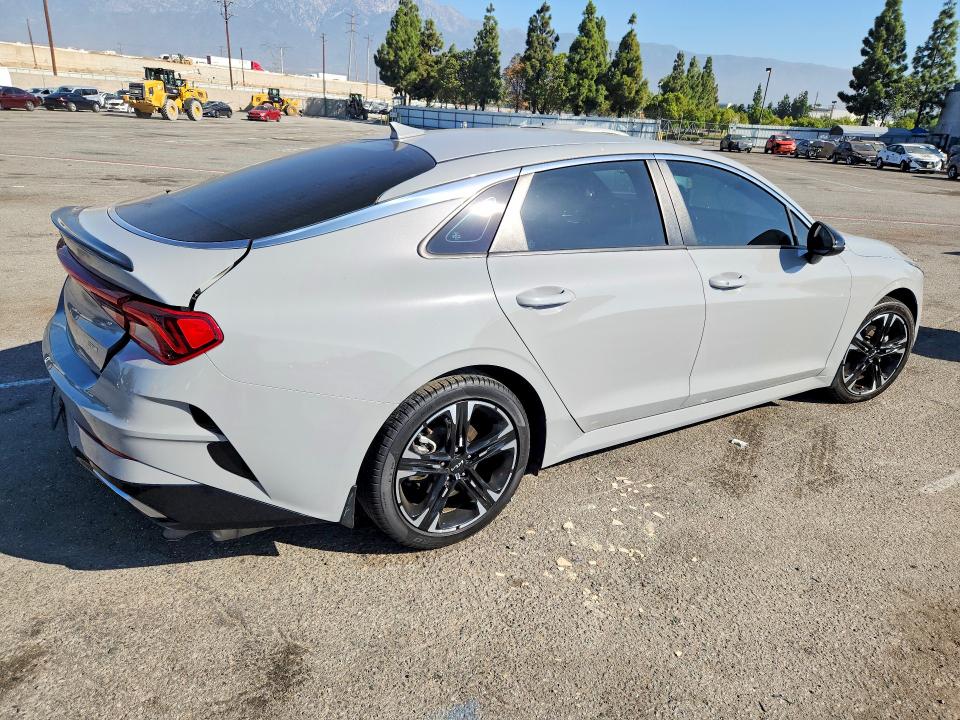 Photo 3 from auction – 2023 KIA K5 with VIN 5XXG64J28PG174072