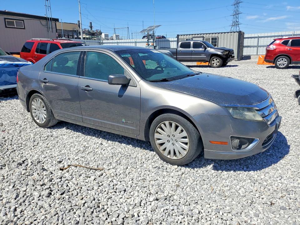 Photo 4 from auction – 2011 FORD FUSION with VIN 3FADP0L35BR110201