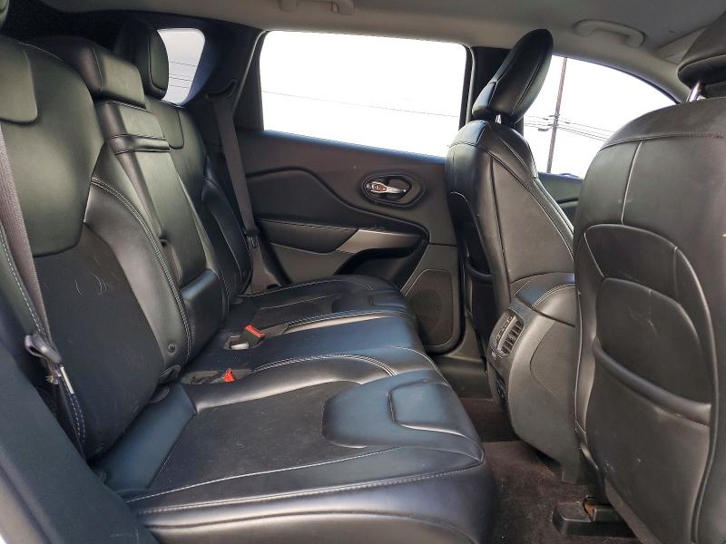 Photo 11 from auction – 2019 JEEP CHEROKEE with VIN 1C4PJLLB2KD219998