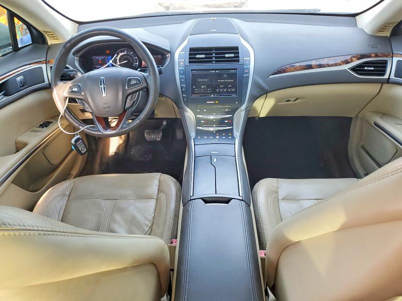 Photo 8 from auction – 2013 LINCOLN MKZ with VIN 3LN6L2LU3DR825480