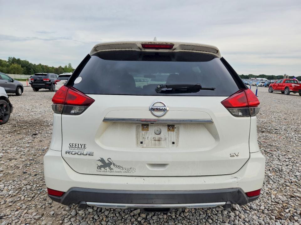 Снимка 6 от търг – 2017 NISSAN ROGUE с VIN KNMAT2MT7HP550634