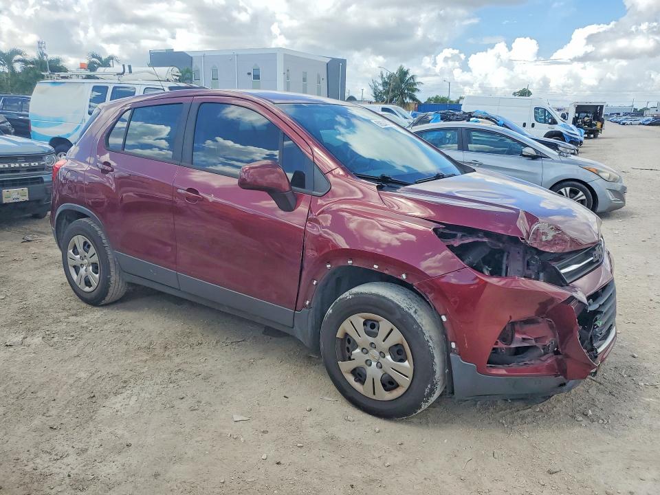 Photo 4 from auction – 2017 CHEVROLET TRAX with VIN 3GNCJKSBXHL275062