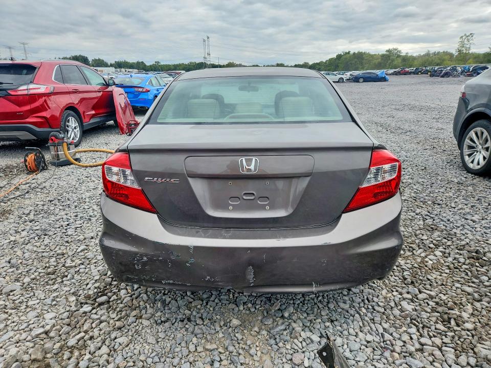 Photo 6 from auction – 2012 HONDA CIVIC with VIN 19XFB2F50CE375076