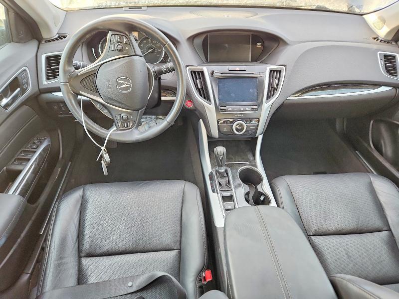 Снимка 8 от търг – 2020 ACURA TLX с VIN 19UUB1F50LA008233