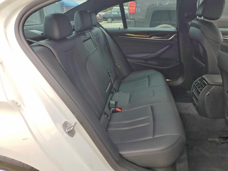 Photo 10 from auction – 2019 BMW 530E with VIN WBAJA9C56KB388451