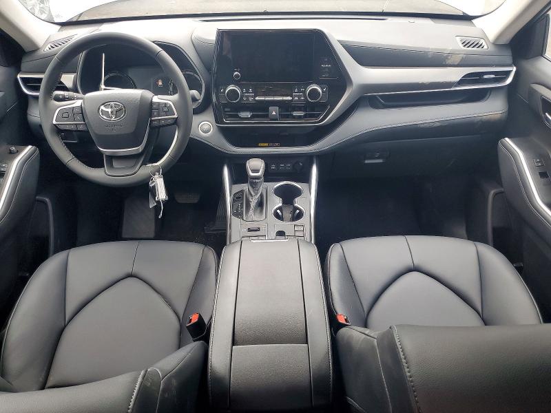 Photo 8 from auction – 2026 TOYOTA HIGHLANDER with VIN 5TDKDRBH2TS612898