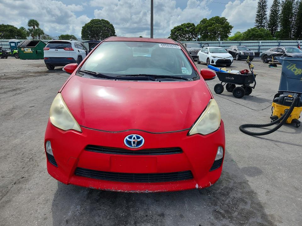 Photo 5 from auction – 2012 TOYOTA PRIUS C with VIN JTDKDTB30C1502012