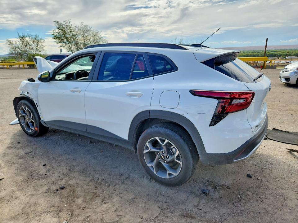 Photo 2 from auction – 2026 CHEVROLET TRAX with VIN KL77LHEP5TC075223