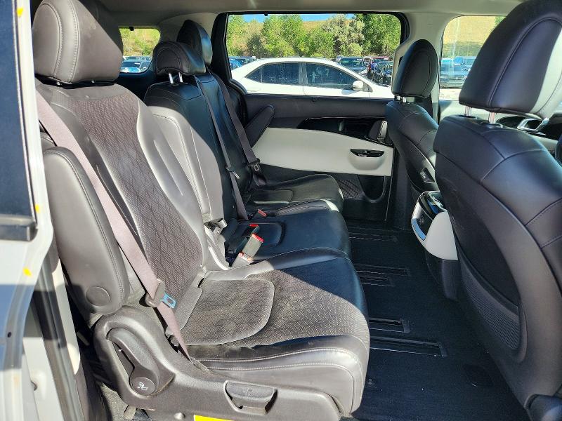 Снимка 11 от търг – 2024 KIA CARNIVAL с VIN KNDNC5H37R6405260