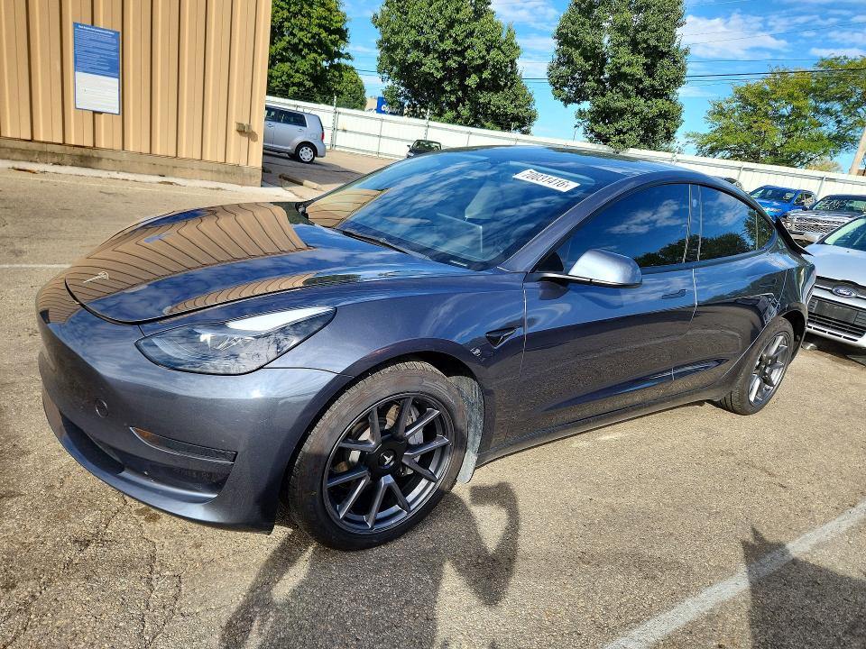 TESLA MODEL 3 2023 с VIN 5YJ3E1EA4PF417610 - Фото с аукциона
