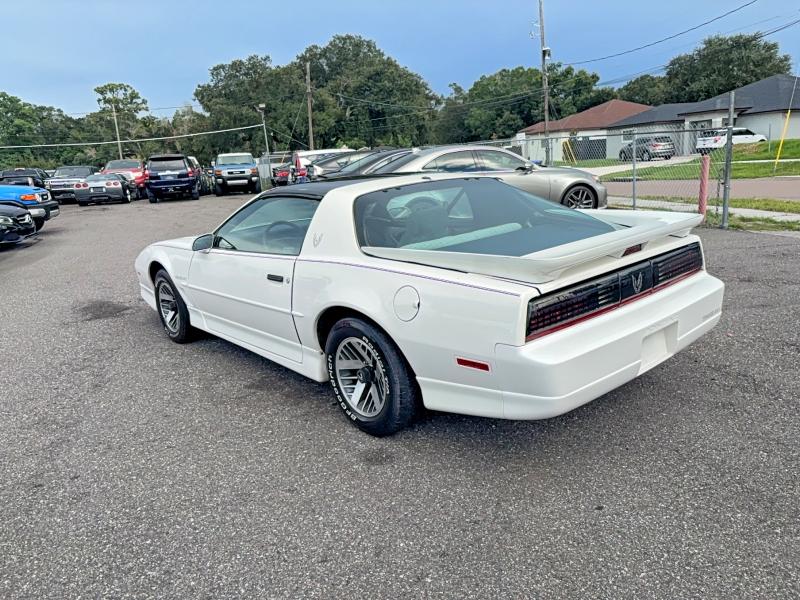 Photo 3 from auction – 1990 PONTIAC FIREBIRD with VIN 1G2FW23F6LL218262