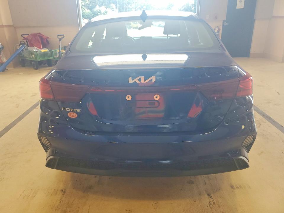 Photo 6 from auction – 2024 KIA FORTE with VIN 3KPF24AD7RE758077