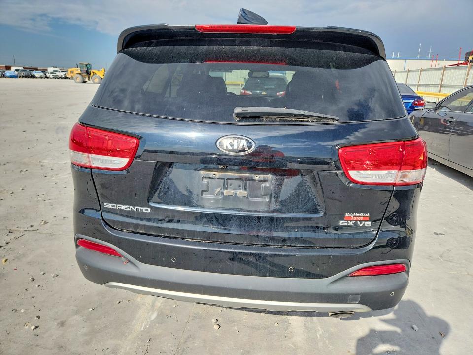 Photo 6 from auction – 2016 KIA SORENTO with VIN 5XYPHDA58GG018310
