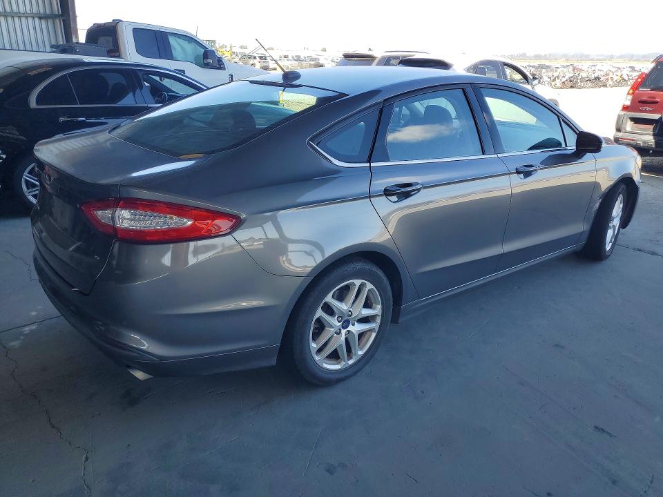 Photo 3 from auction – 2014 FORD FUSION with VIN 3FA6P0H78ER169946