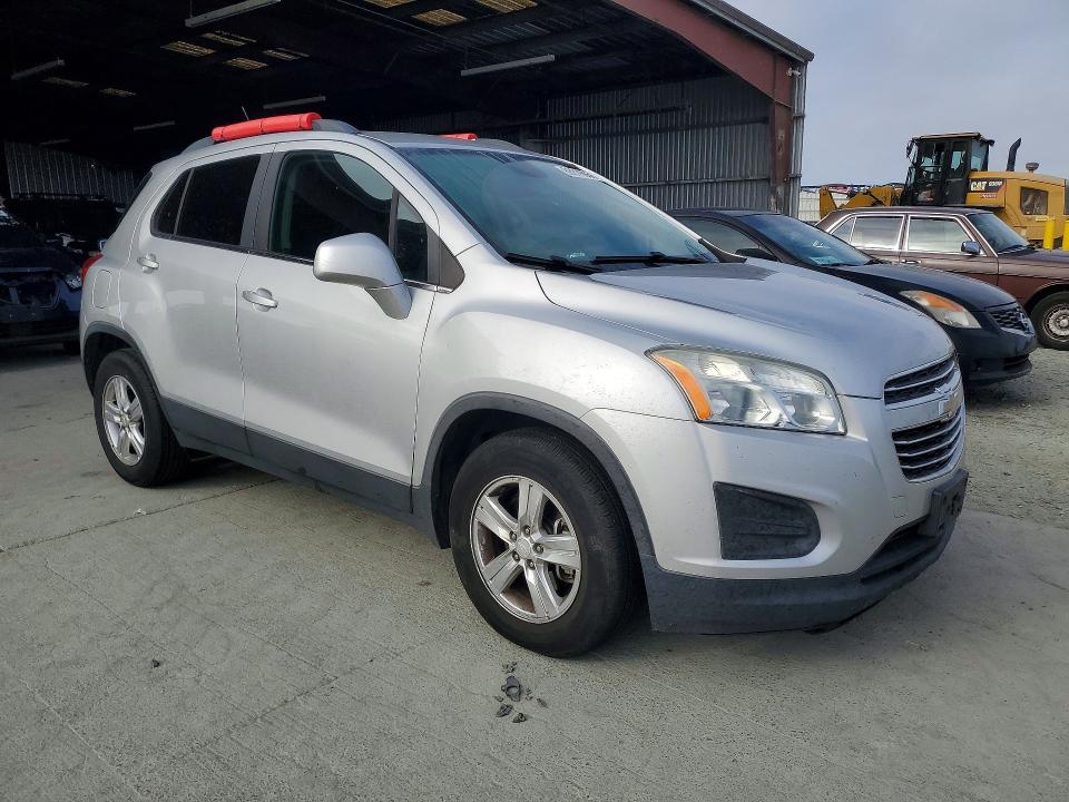 Photo 4 from auction – 2016 CHEVROLET TRAX with VIN 3GNCJLSB0GL219278