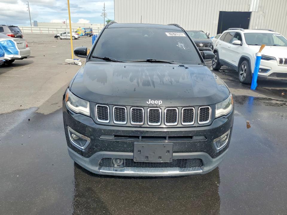 Фото 5 с аукциона – 2018 JEEP COMPASS с VIN 3C4NJCCB0JT240347