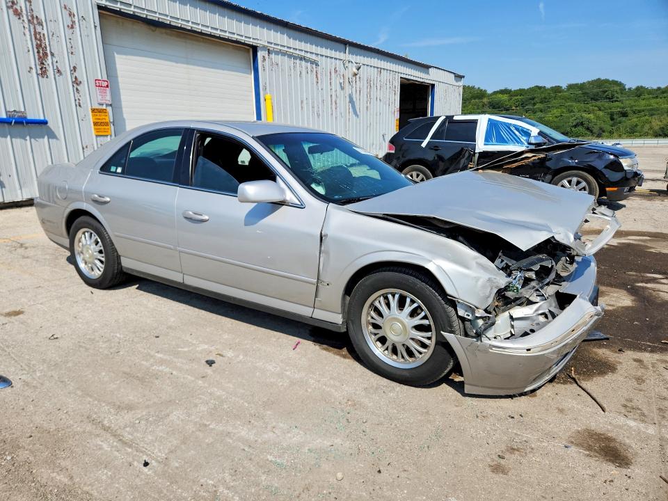 Zdjęcie 4 z aukcji – 2005 LINCOLN LS z VIN 1LNHM86S65Y612643