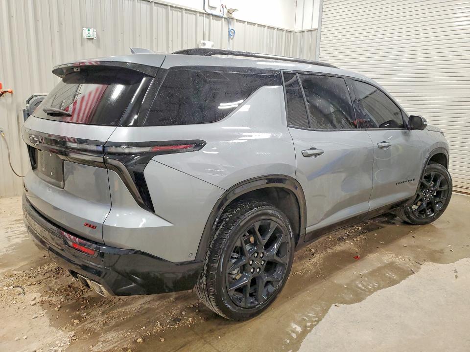 Снимка 3 от търг – 2026 CHEVROLET TRAVERSE с VIN 1GNEVLKSXTJ194940