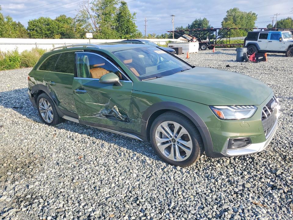 Photo 4 from auction – 2023 AUDI A4 ALLROAD with VIN WA17AAF44PA056839