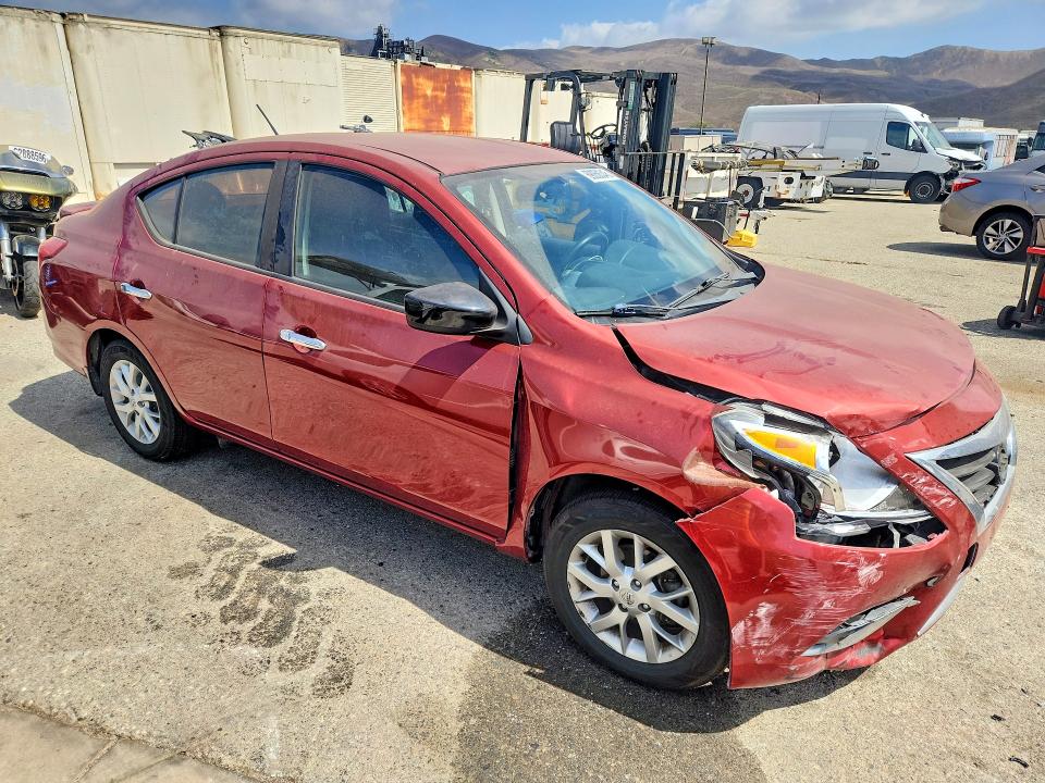 Фото 4 с аукциона – 2017 NISSAN VERSA с VIN 3N1CN7AP3HL804037