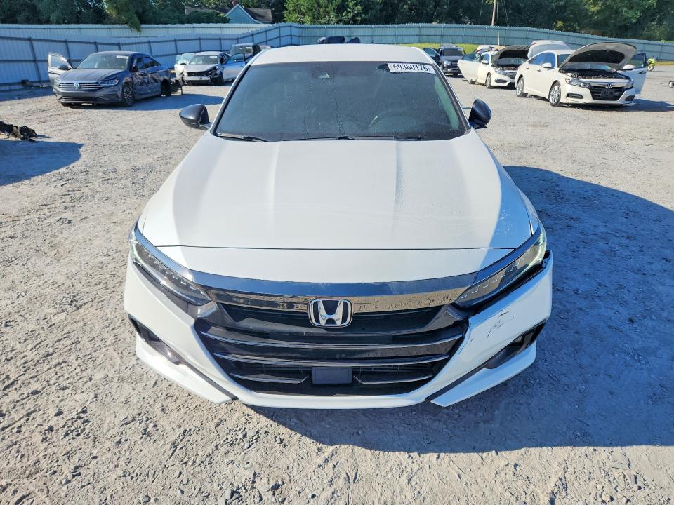 Снимка 5 от търг – 2022 HONDA ACCORD с VIN 1HGCV1F33NA000843