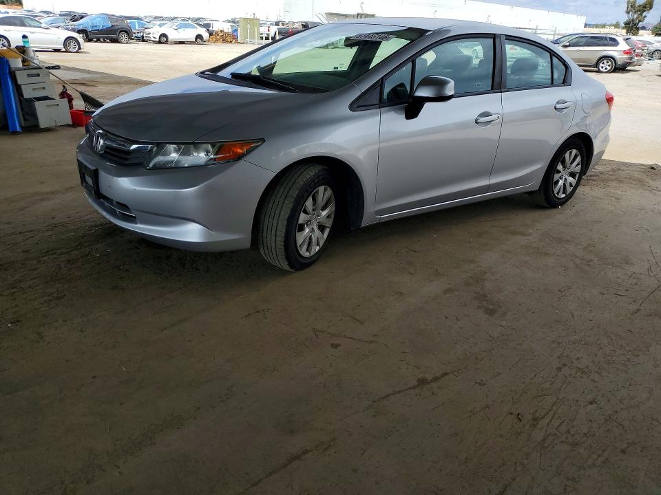 HONDA CIVIC 2012 with VIN 2HGFB2F58CH591683 - Photo from auction