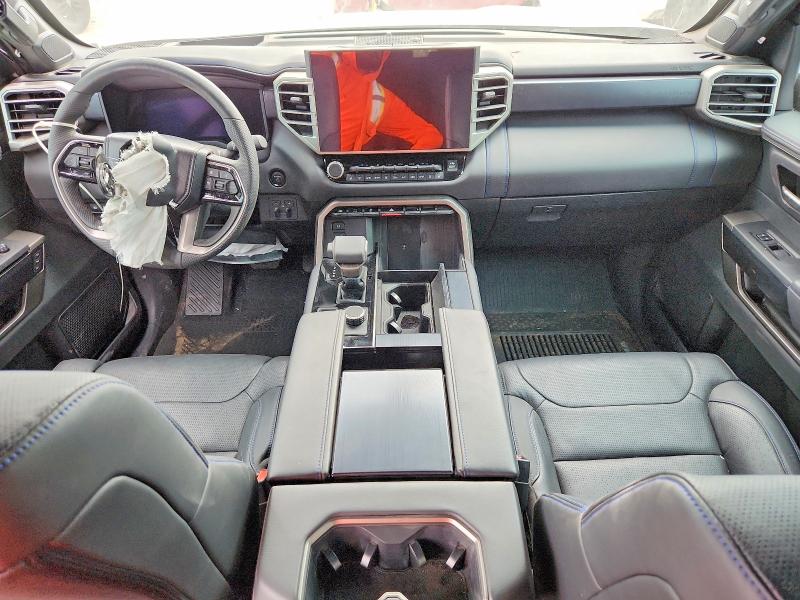 Фото 8 с аукциона – 2026 TOYOTA SEQUOIA с VIN 7SVAAABA7TX077138