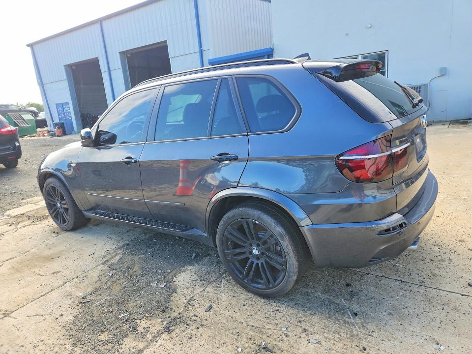 Фото 2 с аукциона – 2011 BMW X5 с VIN 5UXZV4C59BL739360