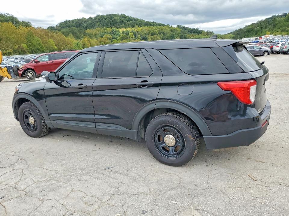 Photo 2 from auction – 2021 FORD EXPLORER with VIN 1FMSK8AB5MGB83211