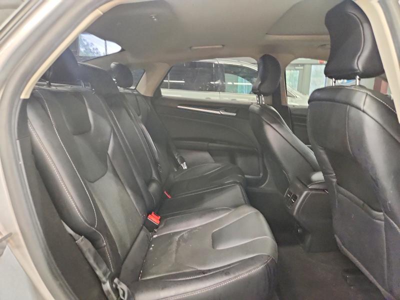 Photo 10 from auction – 2019 FORD FUSION with VIN 3FA6P0SU9KR157394