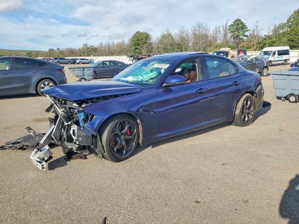 ALFA ROMEO GIULIA 2017 with VIN ZARFAEEN5H7548156 - Photo from auction