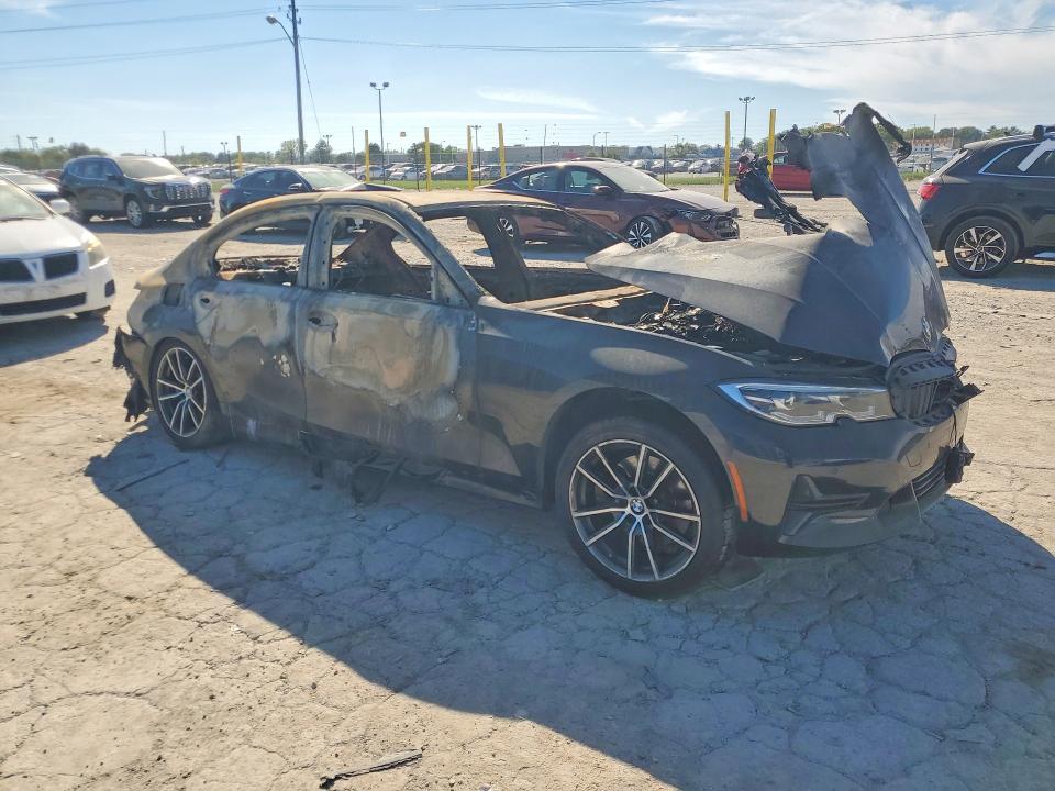 Снимка 4 от търг – 2020 BMW 330XI с VIN 3MW5R7J03L8B21275