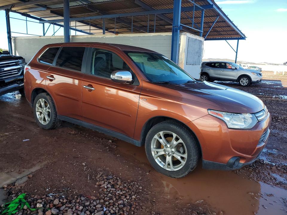 Photo 4 from auction – 2014 MITSUBISHI OUTLANDER with VIN JA4JZ4AX9EZ002369