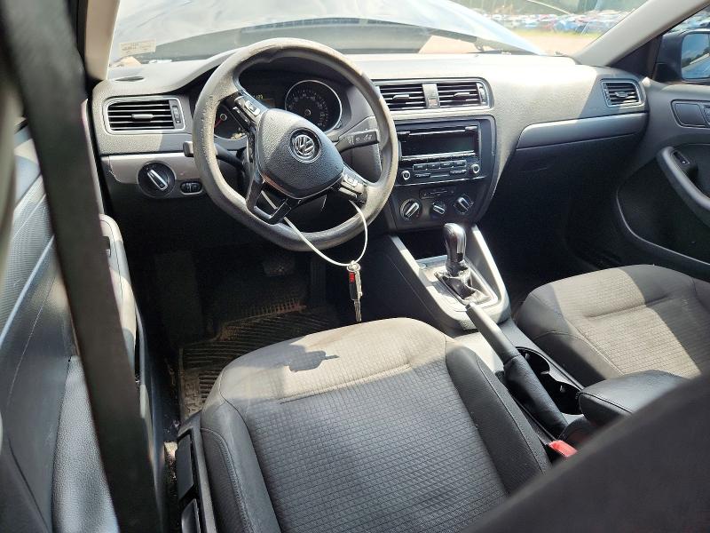 Photo 8 from auction – 2015 VOLKSWAGEN JETTA with VIN 3VWD07AJ8FM404359