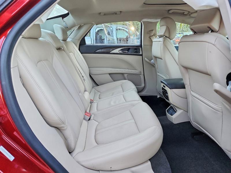 Photo 10 from auction – 2019 LINCOLN MKZ with VIN 3LN6L5E99KR605283