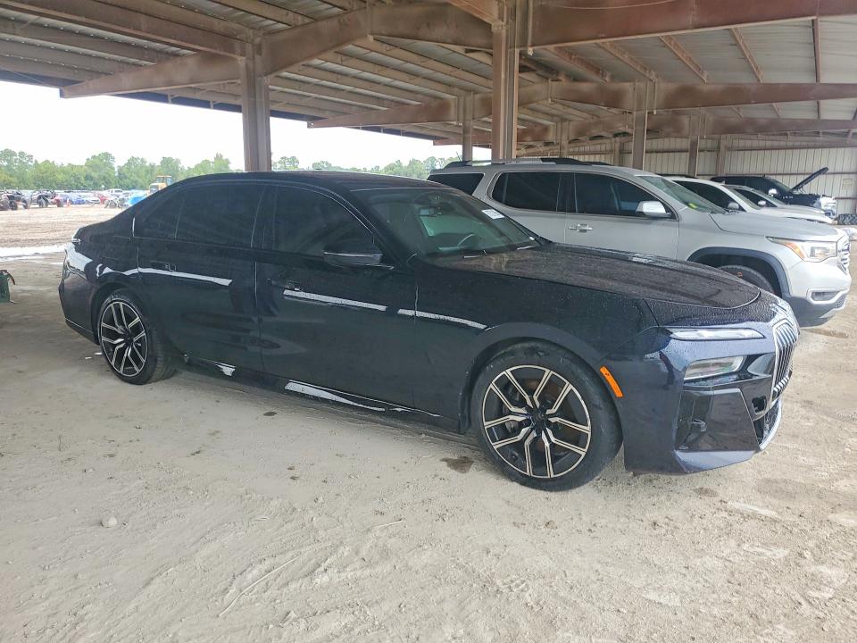 Photo 4 from auction – 2023 BMW 760 with VIN WBA33EJ0XPCM28471