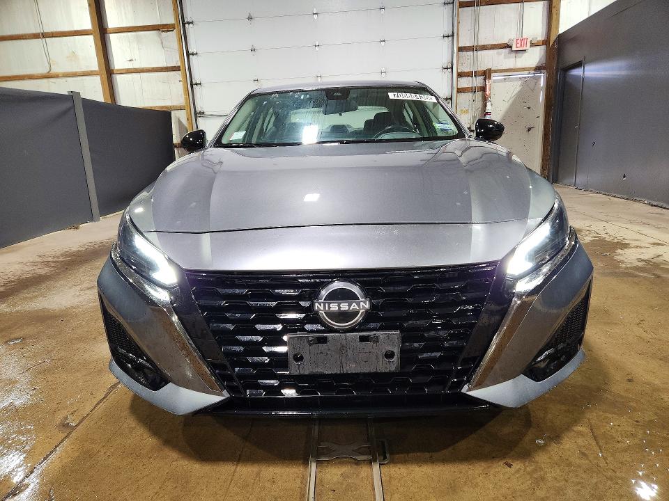 Photo 5 from auction – 2024 NISSAN ALTIMA with VIN 1N4BL4CVXRN431563