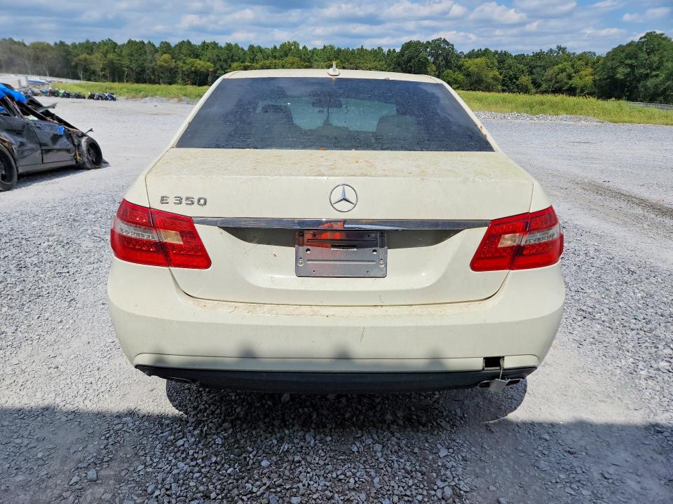 Photo 6 from auction – 2010 MERCEDES-BENZ E with VIN WDDHF5GB3AA092096