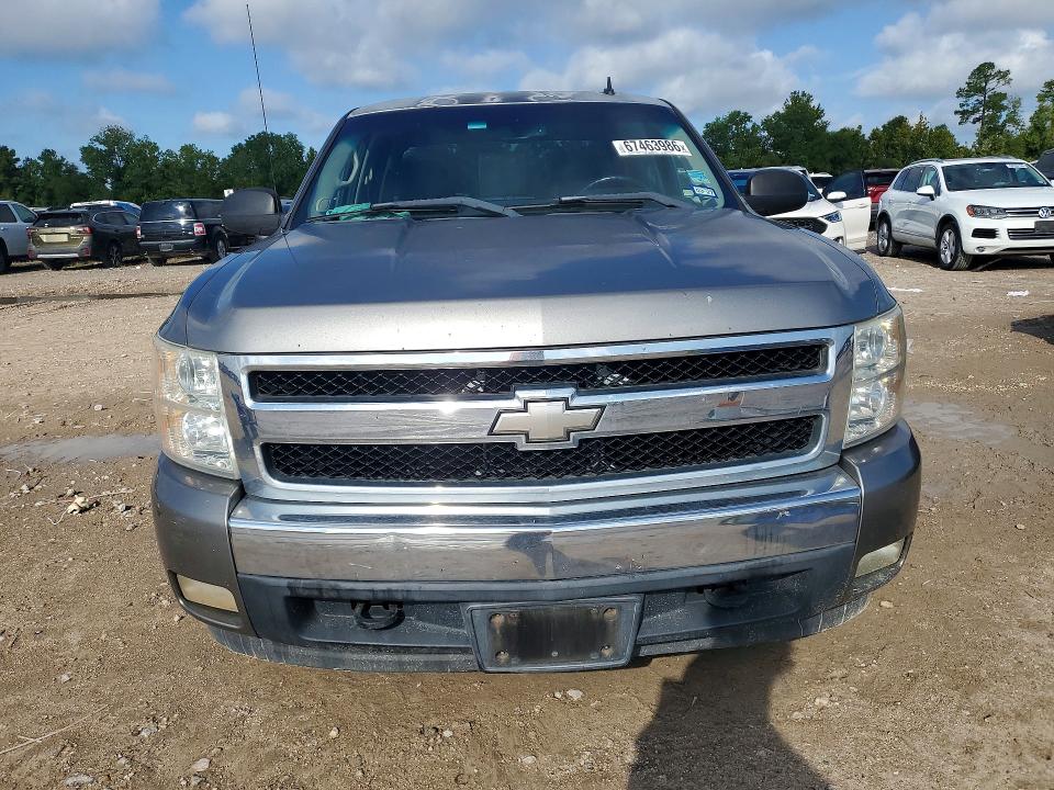 Снимка 5 от търг – 2007 CHEVROLET SILVERADO с VIN 2GCEC13J971728566
