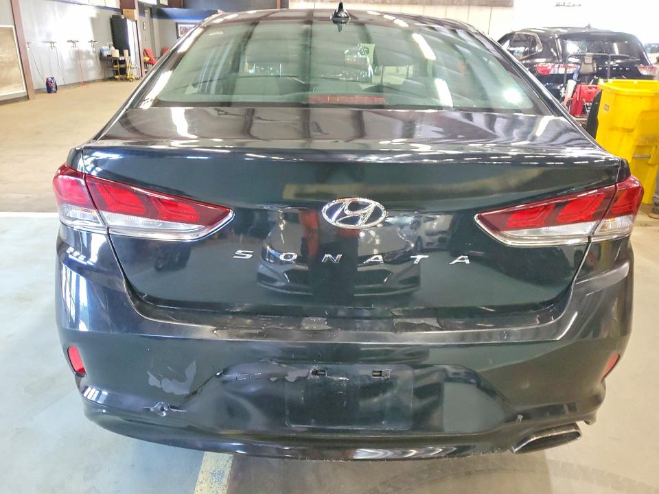 Photo 6 from auction – 2018 HYUNDAI SONATA with VIN 5NPE24AF1JH721457