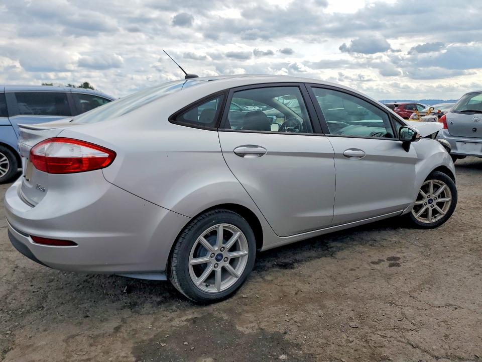 Photo 3 from auction – 2015 FORD FIESTA with VIN 3FADP4BJ8FM178325
