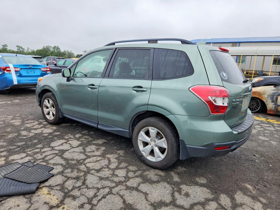 Photo 2 from auction – 2016 SUBARU FORESTER with VIN JF2SJADC2GH407007