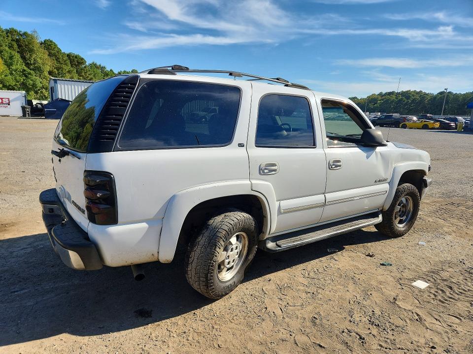 Снимка 3 от търг – 2002 CHEVROLET TAHOE с VIN 1GNEC13Z52R275219